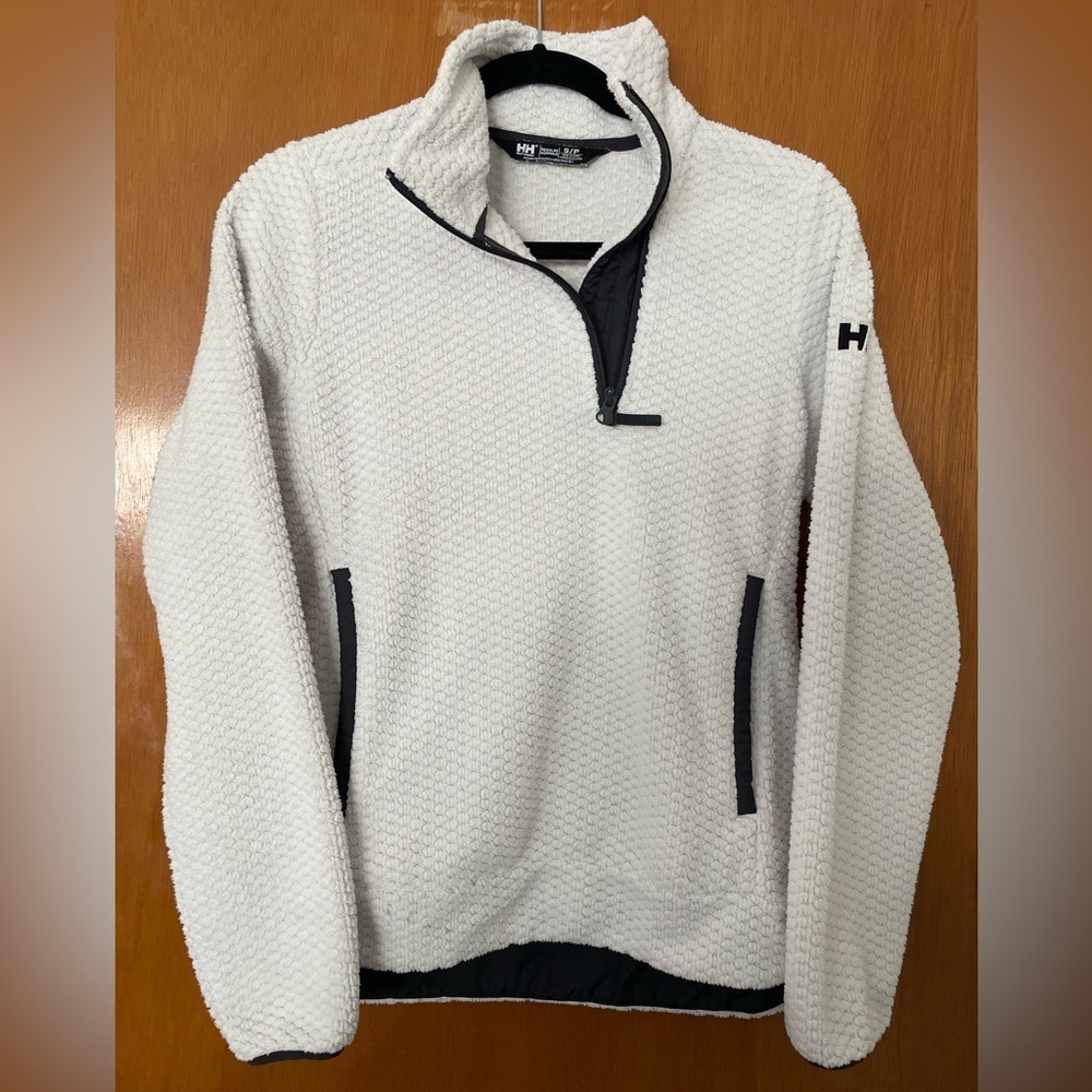 HELLY HANSON- Women's Lyra 1/2 Zip Fleece Jacket. Size small